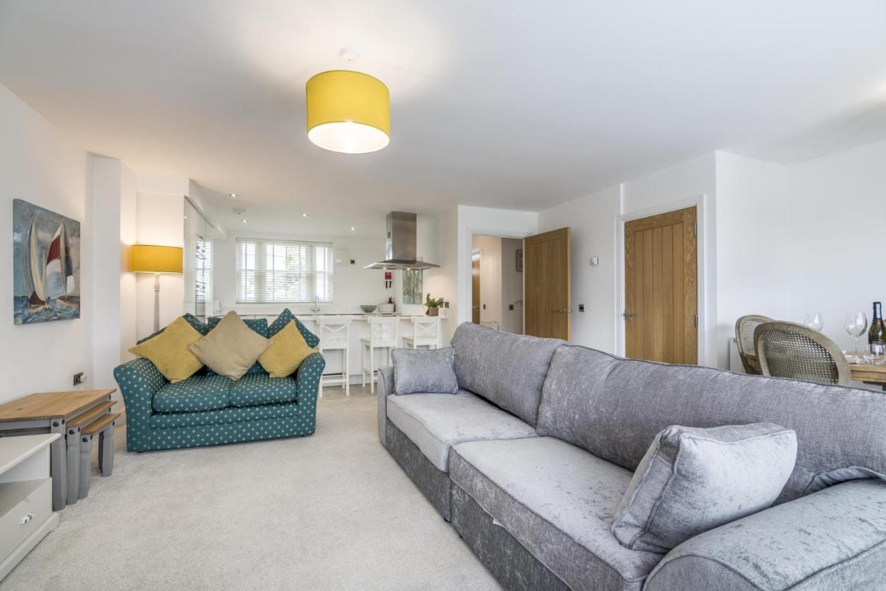 Milford Street - 5 Bedroom Luxurious Holiday Home - Saundersfoot Exterior foto