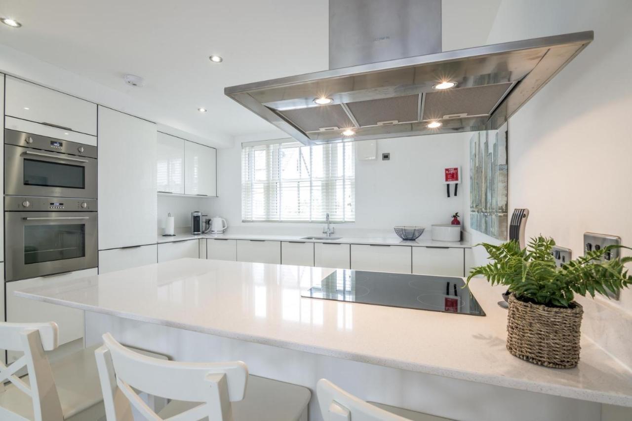 Milford Street - 5 Bedroom Luxurious Holiday Home - Saundersfoot Exterior foto