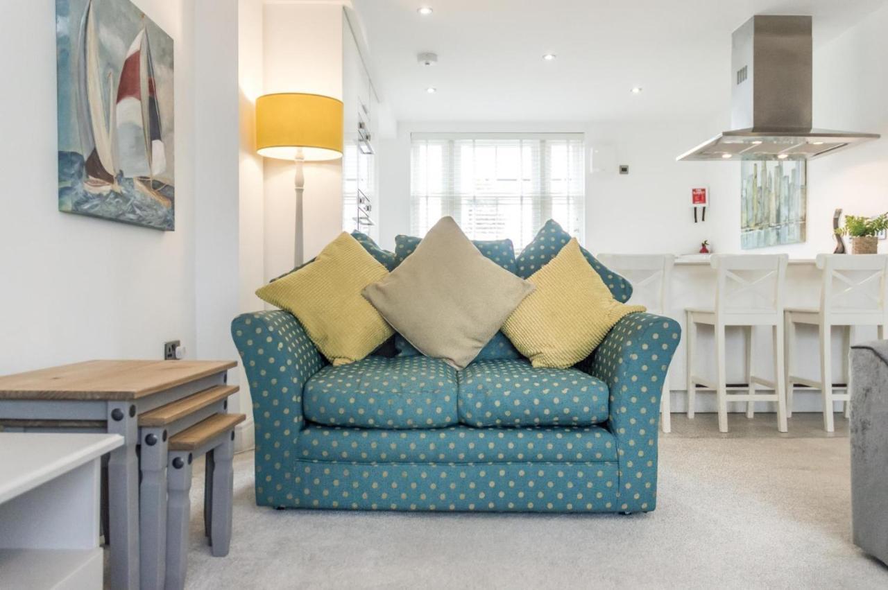 Milford Street - 5 Bedroom Luxurious Holiday Home - Saundersfoot Exterior foto